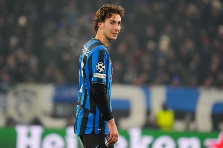 电竞直播-隆加里：罗马有意左边翼卫贝纳斯科尼，亚特兰大目前不愿出售球员